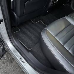 Nettoyage int�rieur (tapis + si�ge en cuir) sur la commune d'aizenay